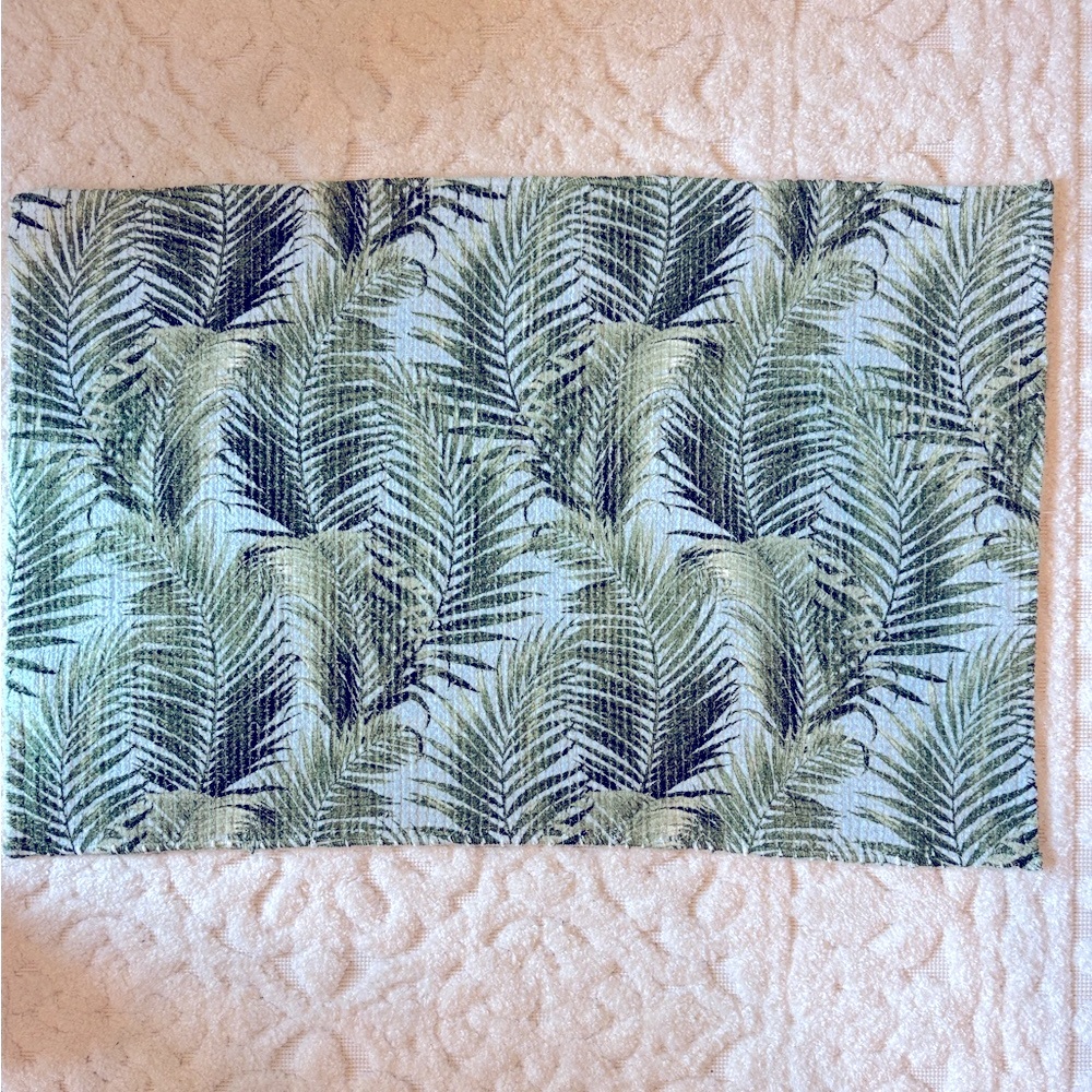 TOMMY BAHAMA Rug 31 x 20 inch Palm Fronds Tropical Bath Mat Home Decor Doormat